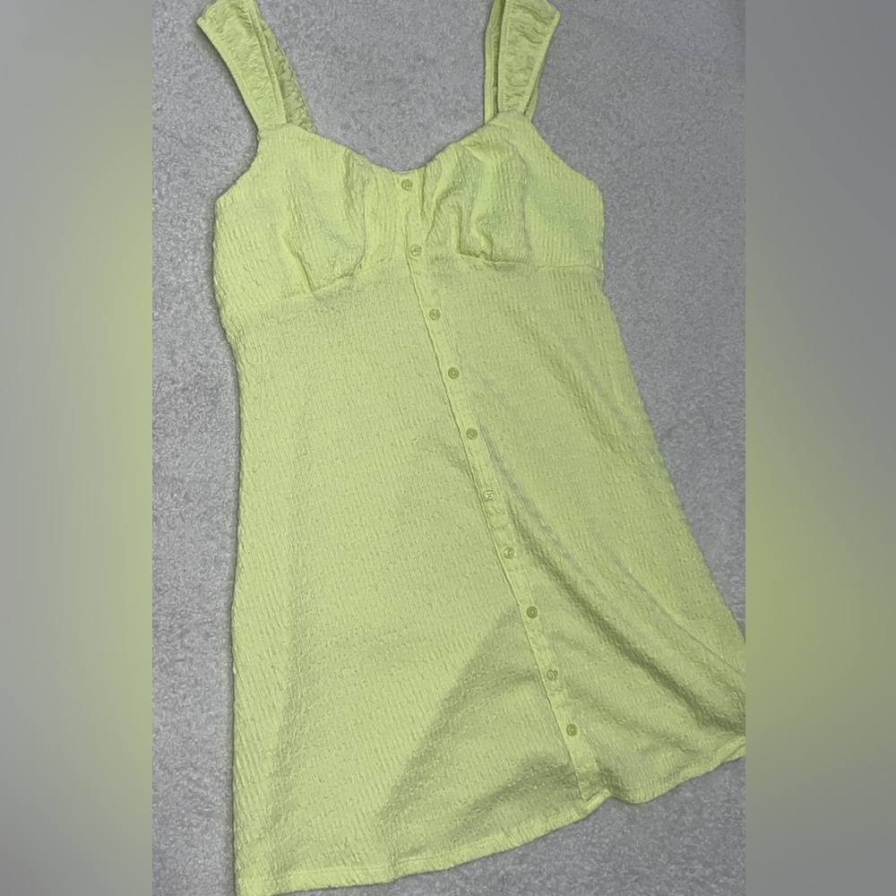No Boundaries Light Green Sleeveless Blouse